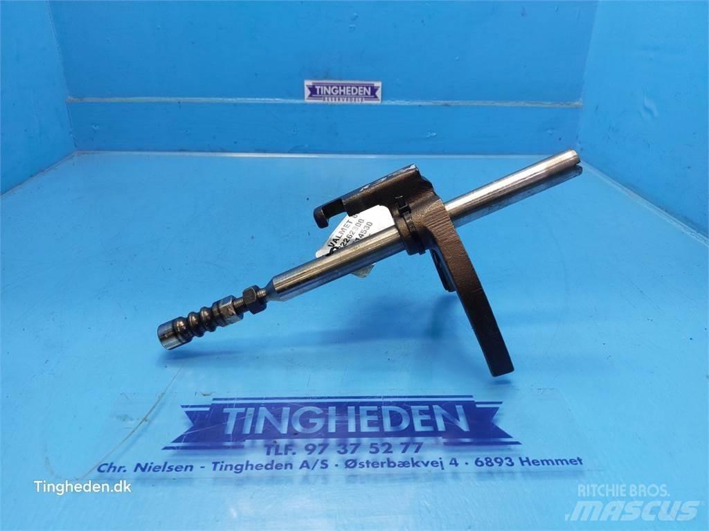 Valmet 8050 Transmissão