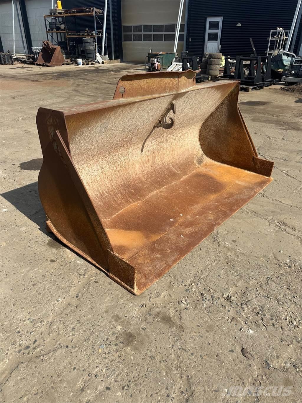 Volvo 2500mm Lâminas