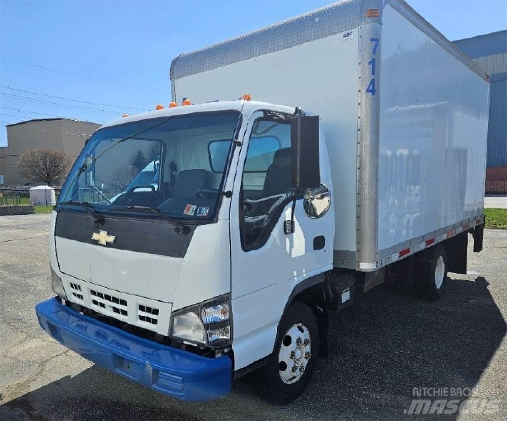 Chevrolet W4500 Camiões de caixa fechada
