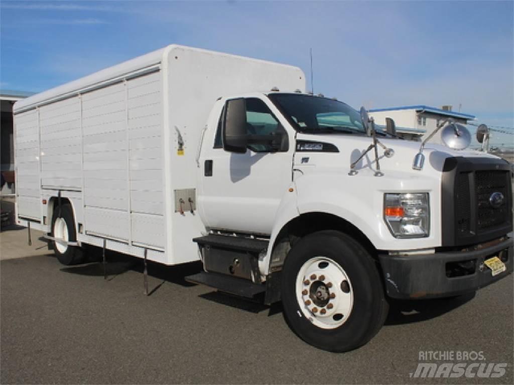 Ford F650 Camiões de entrega de bebidas