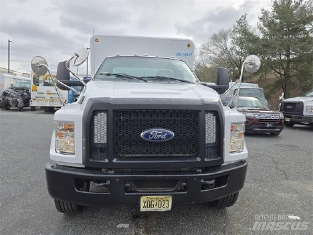 Ford F650 Camiões de entrega de bebidas