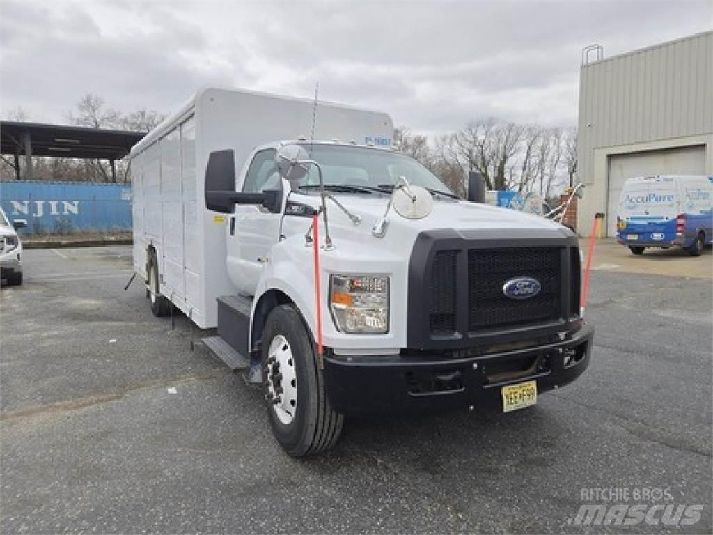 Ford F650 Camiões de entrega de bebidas