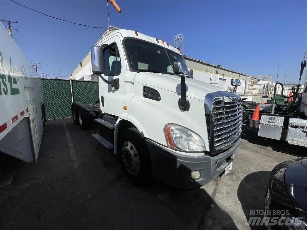Freightliner CA113 Tractores (camiões)