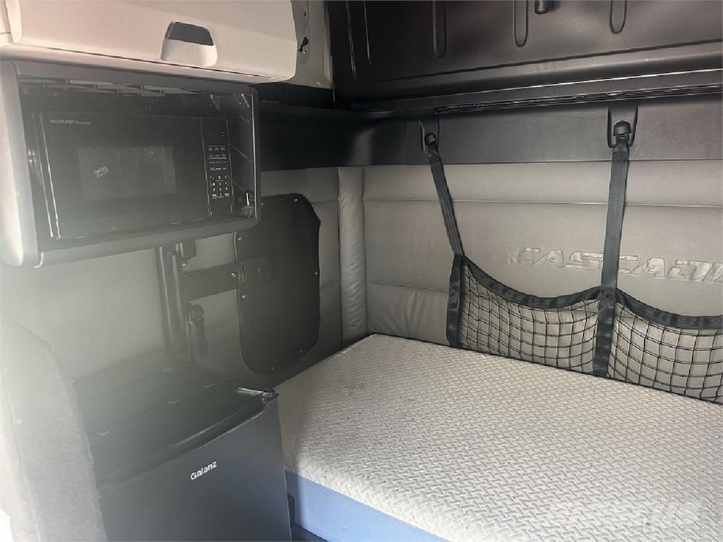 Freightliner CA126 Tractores (camiões)