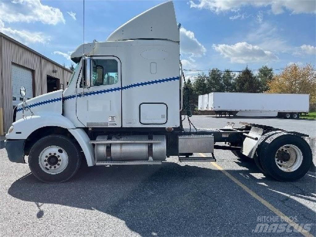 Freightliner CL112 Tractores (camiões)