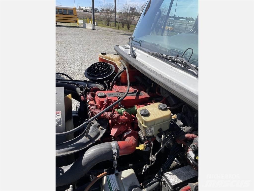 Freightliner M2 Camiões caixa temperatura controlada