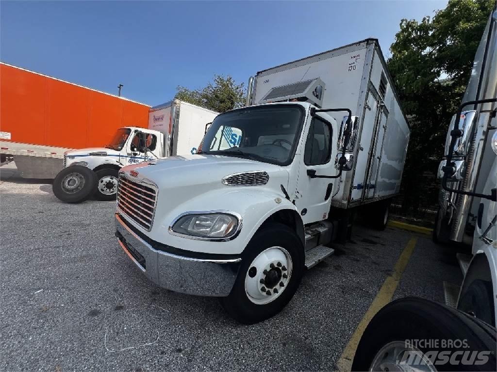 Freightliner M2-106 Camiões de caixa fechada
