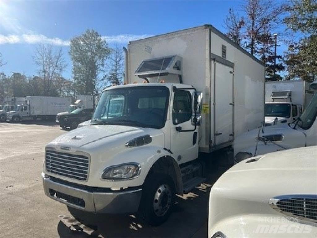 Freightliner M2-106 Camiões de caixa fechada