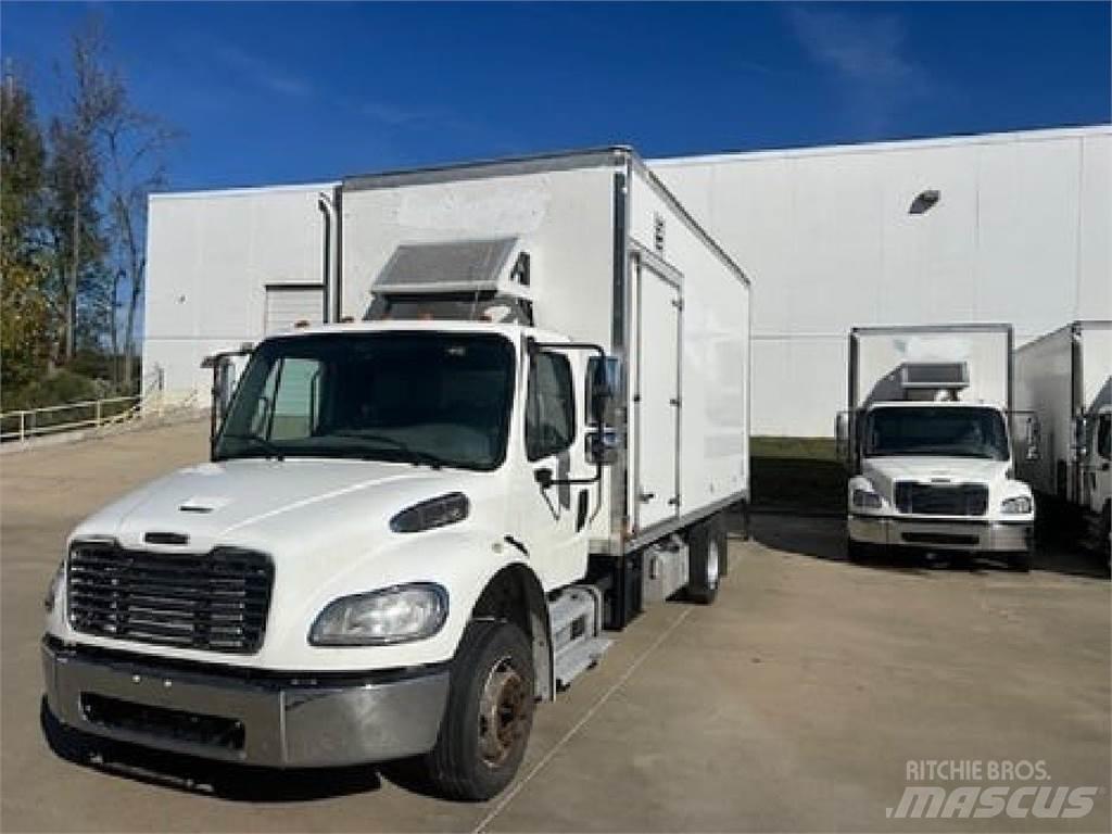 Freightliner M2-106 Camiões de caixa fechada