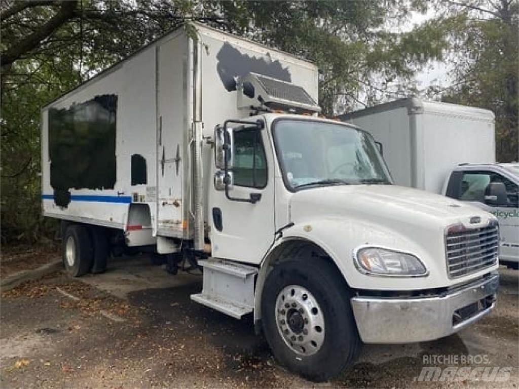 Freightliner M2-106 Camiões de caixa fechada