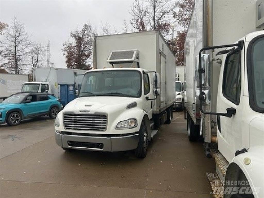 Freightliner M2-106 Camiões de caixa fechada