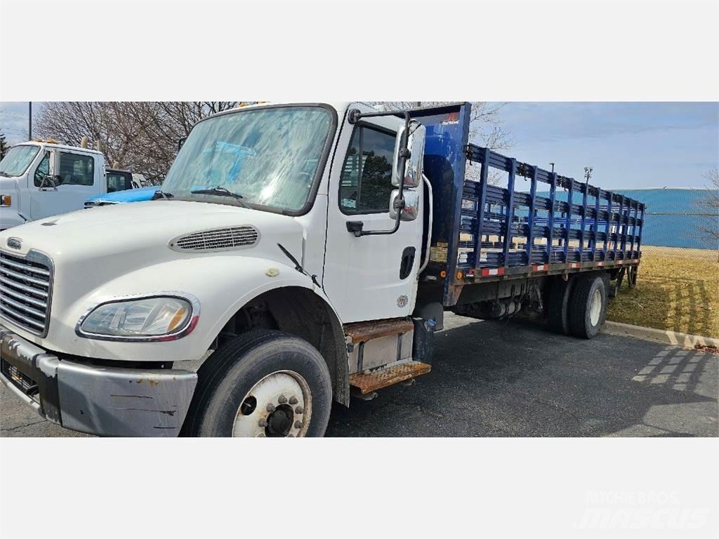 Freightliner M2 106 Camiões estrado/caixa aberta