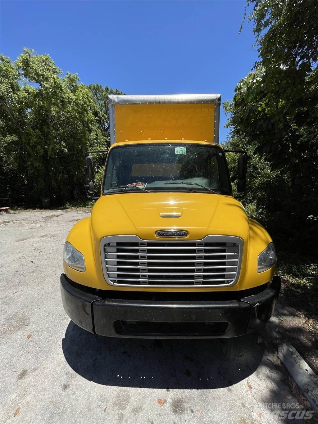 Freightliner M2 106 Camiões de caixa fechada