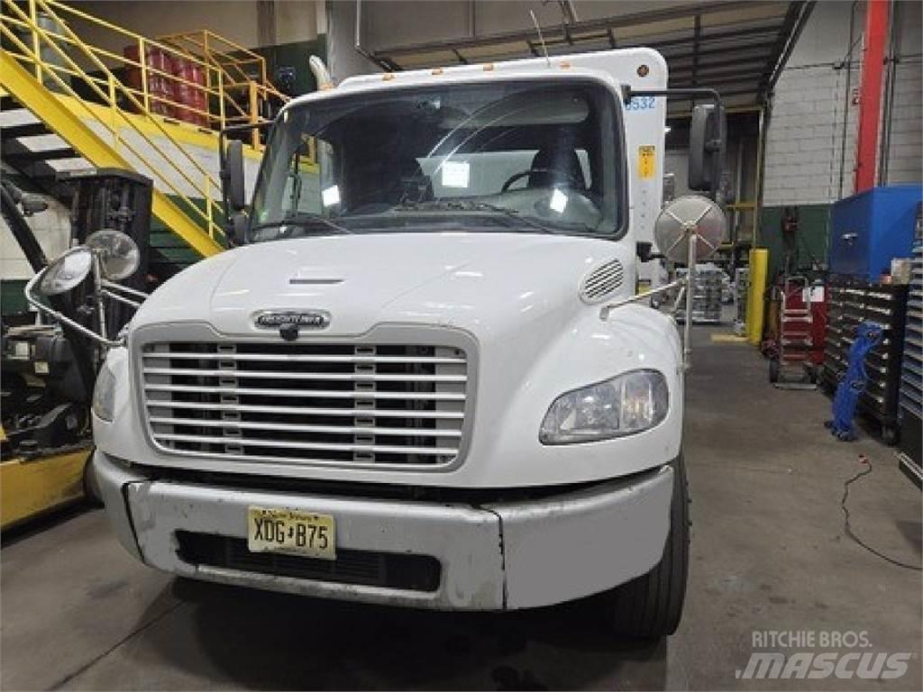 Freightliner M2106 Camiões de entrega de bebidas