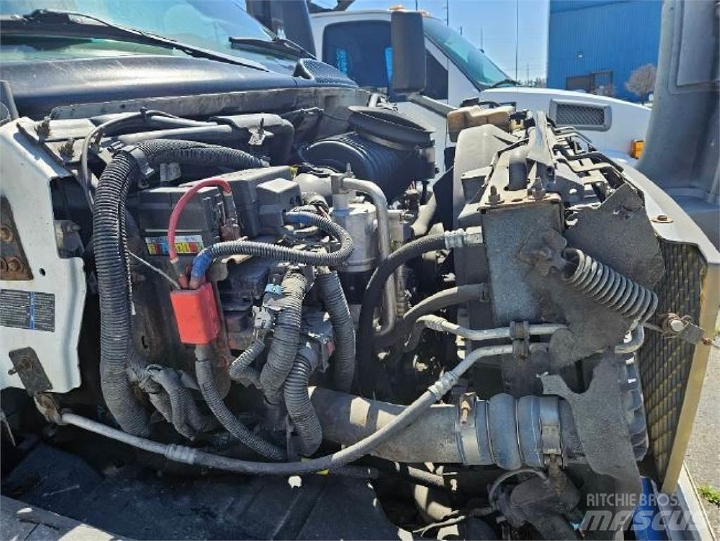 GMC C7500 Camiões de caixa fechada