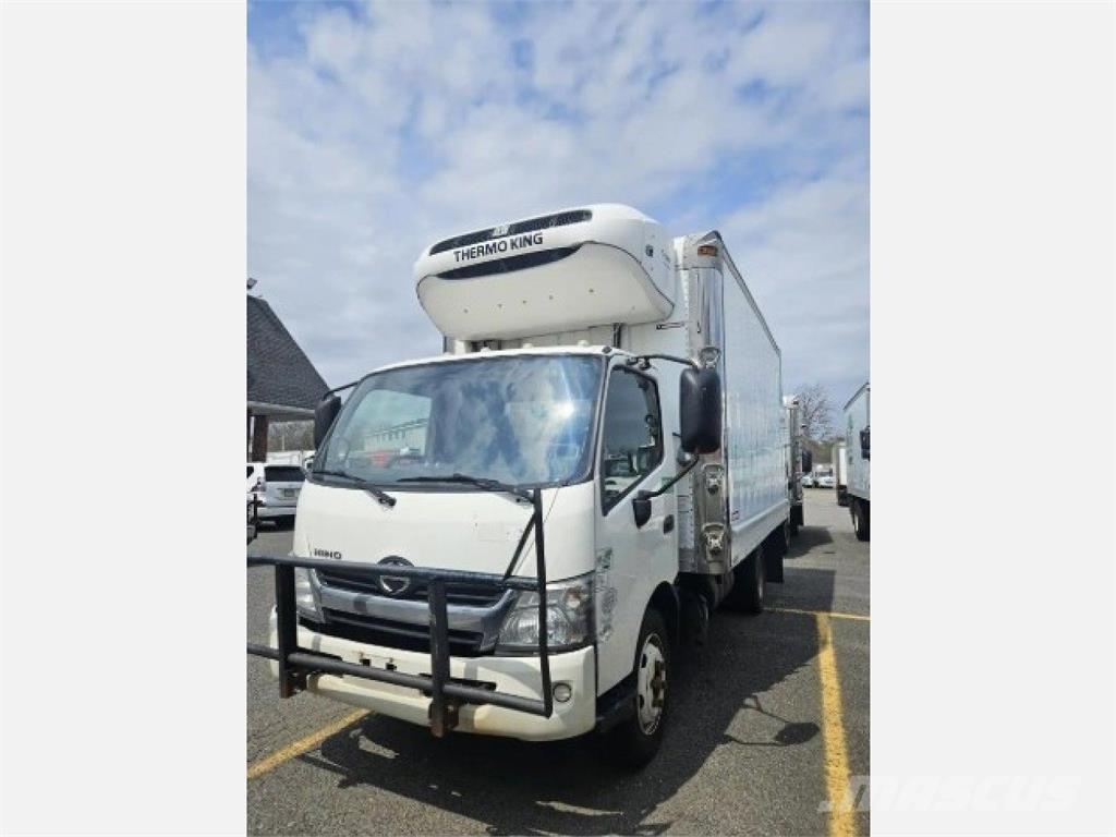 Hino 195 Camiões caixa temperatura controlada