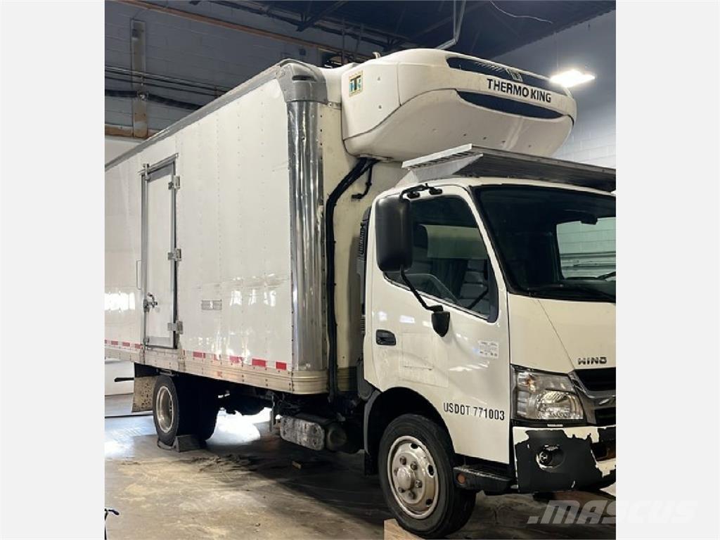 Hino 195 Camiões caixa temperatura controlada