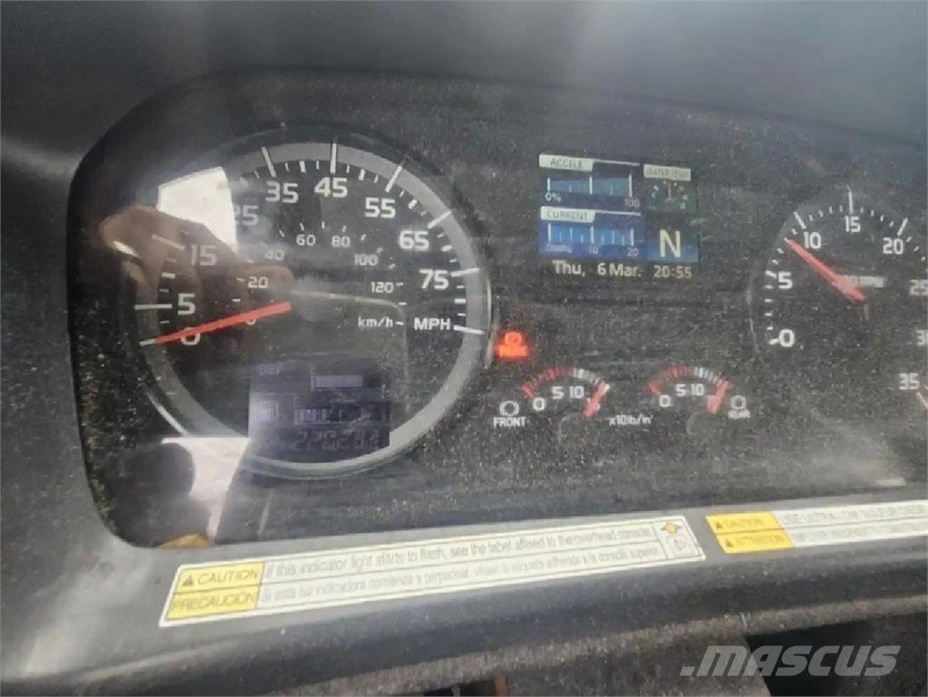 Hino 268 Camiões caixa temperatura controlada