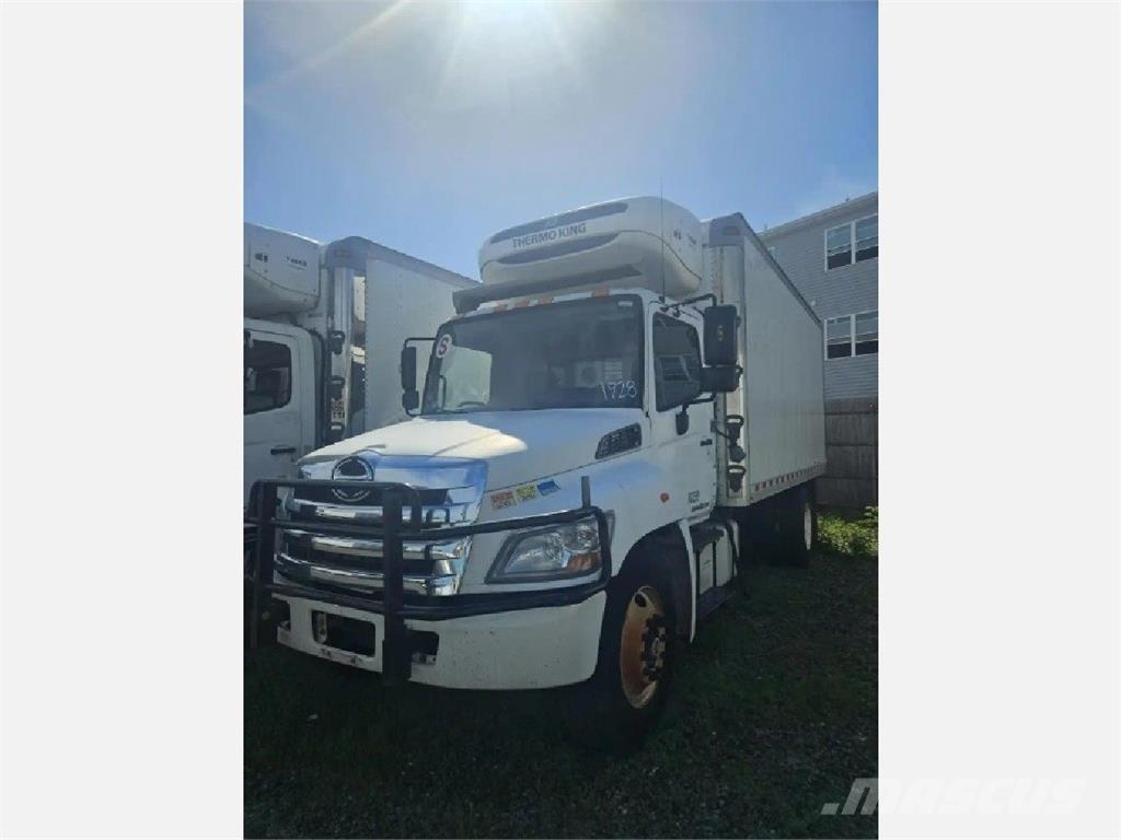 Hino 268 Camiões caixa temperatura controlada