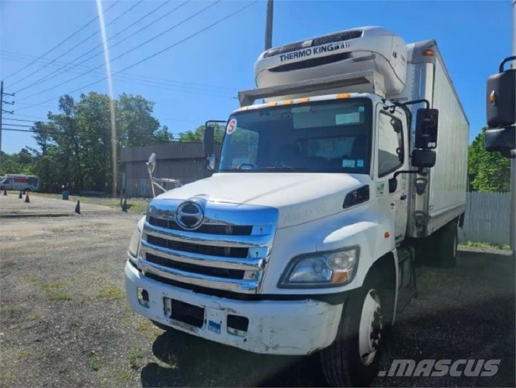Hino 268 Camiões caixa temperatura controlada