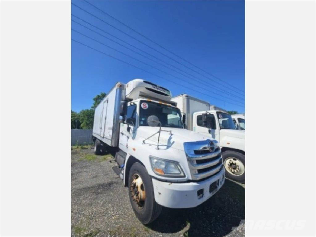 Hino 268 Camiões caixa temperatura controlada