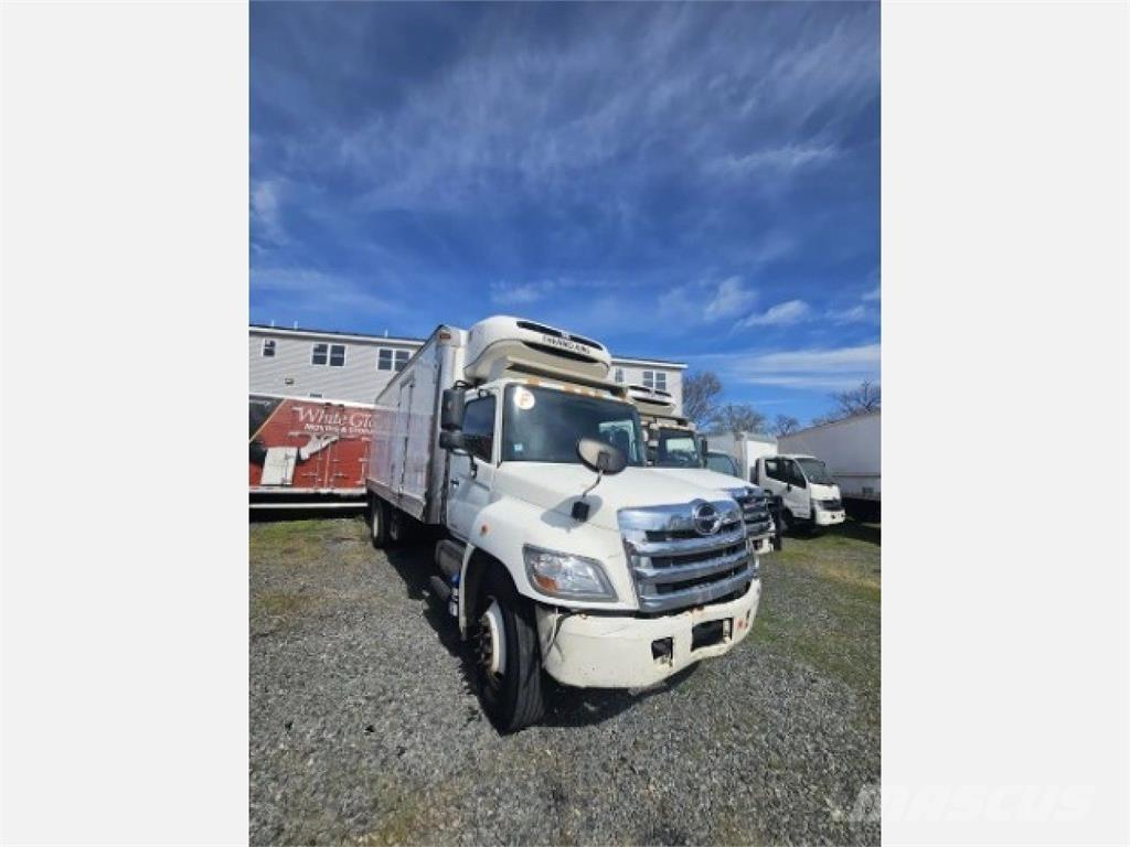 Hino 268 Camiões caixa temperatura controlada