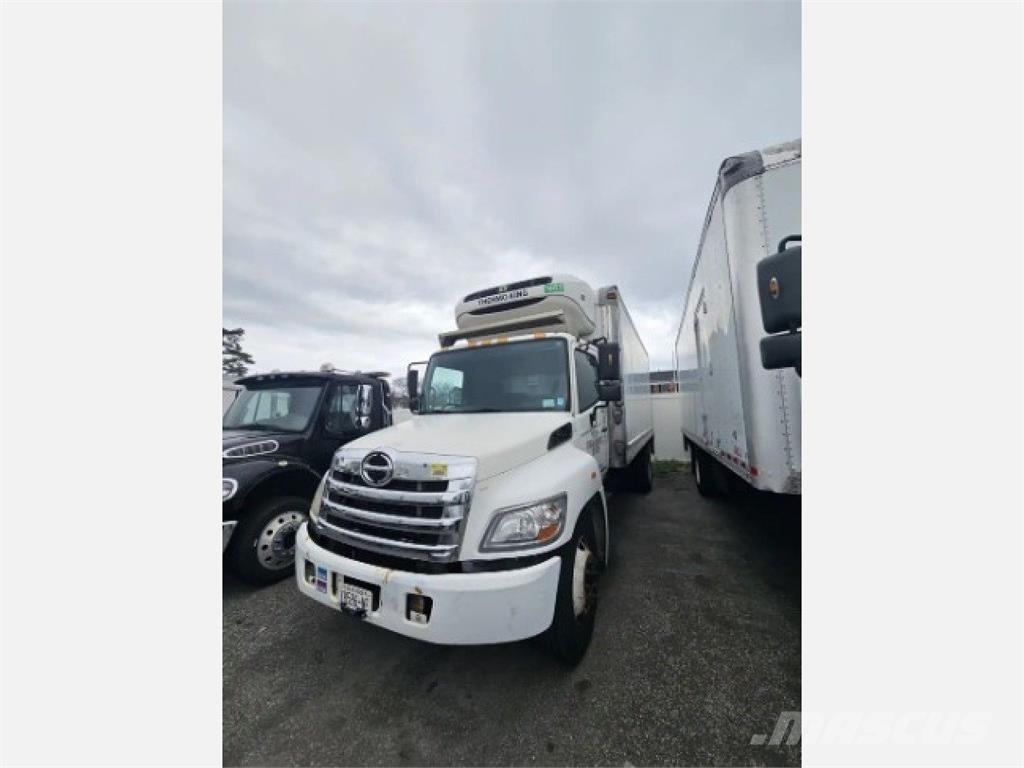 Hino 268 Camiões caixa temperatura controlada