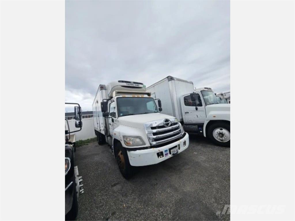 Hino 268 Camiões caixa temperatura controlada