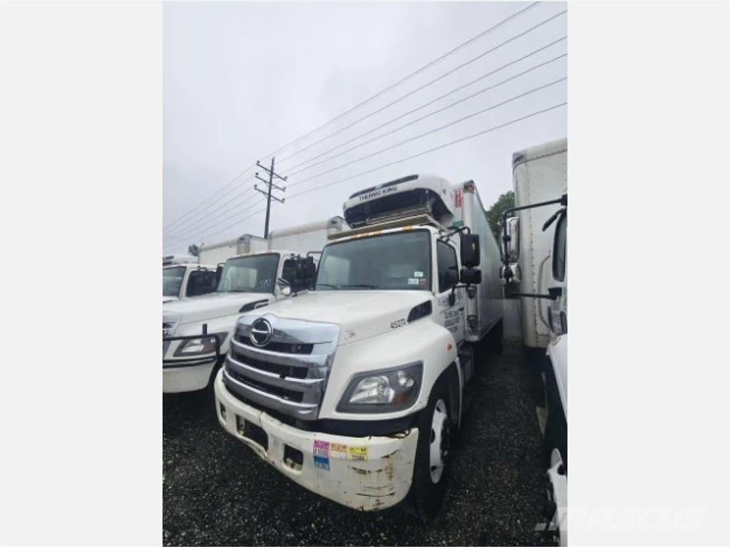 Hino 338 Camiões caixa temperatura controlada