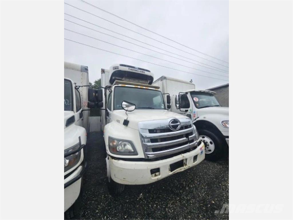 Hino 338 Camiões caixa temperatura controlada