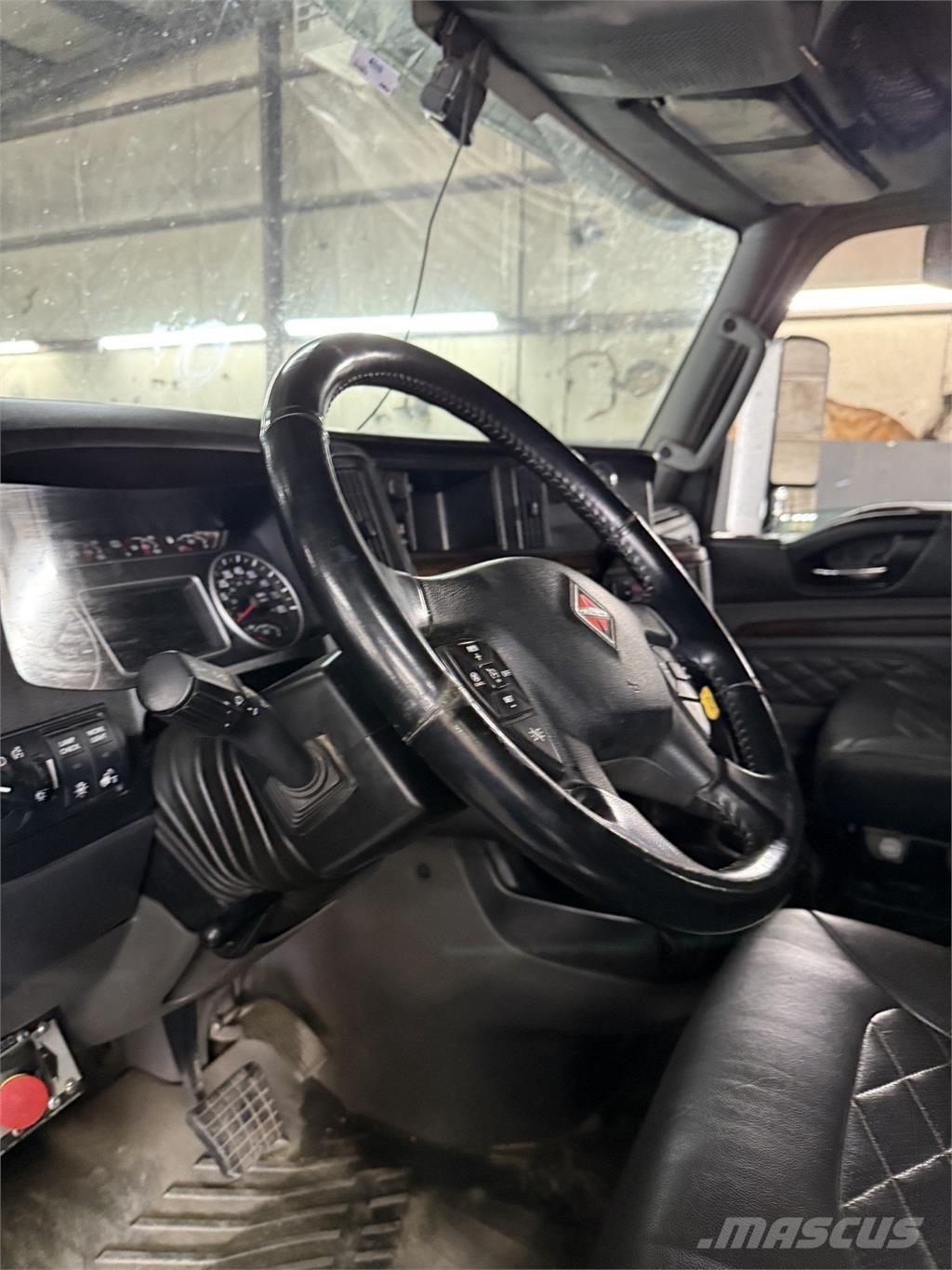 International HX620 Tractores (camiões)