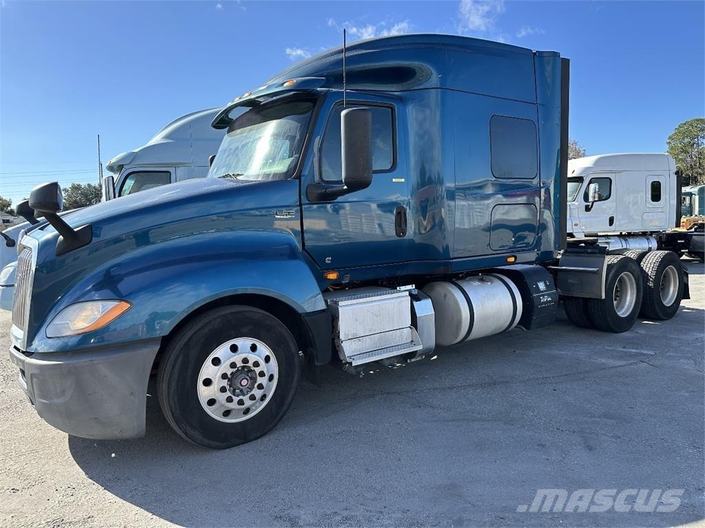 International LT625 Tractores (camiões)