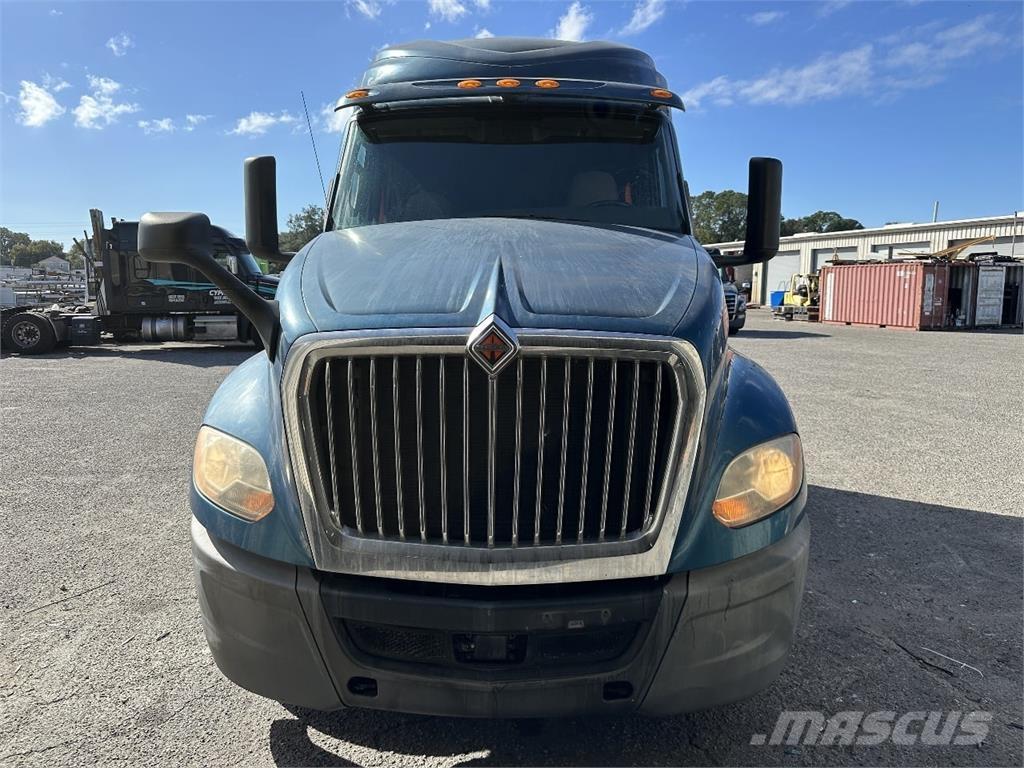 International LT625 Tractores (camiões)