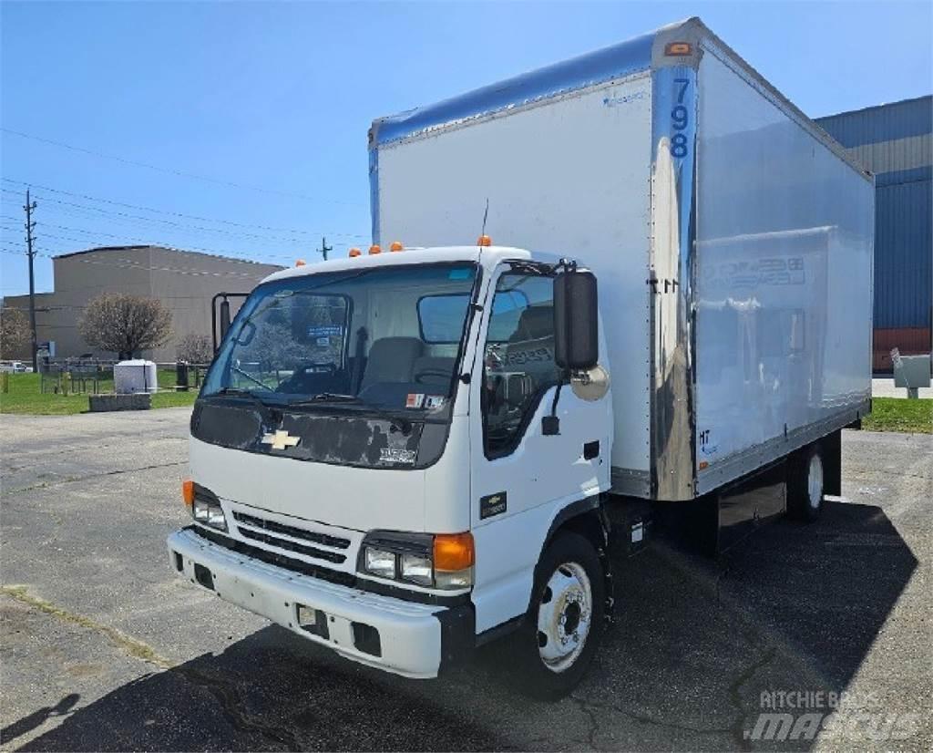 Isuzu NPR Camiões de caixa fechada