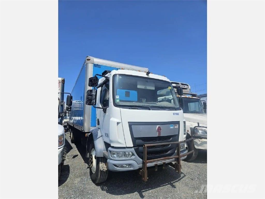 Kenworth K370 Camiões de caixa fechada