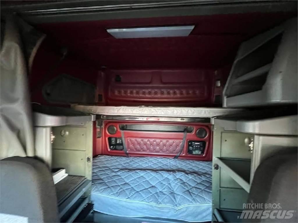 Kenworth T-2000 Tractores (camiões)