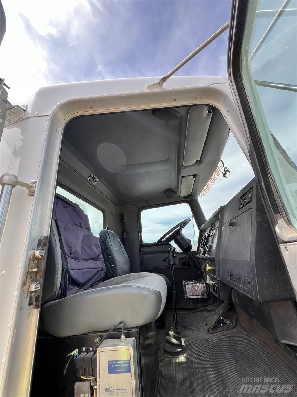 Kenworth T300 Outros Camiões