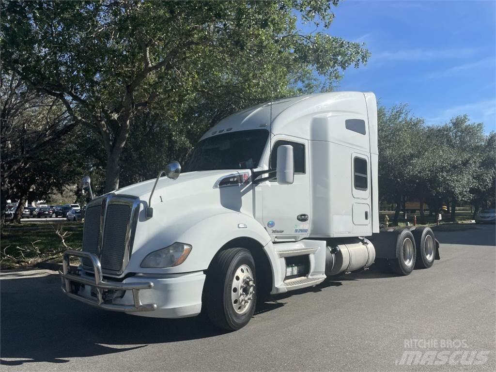 Kenworth T680 Tractores (camiões)