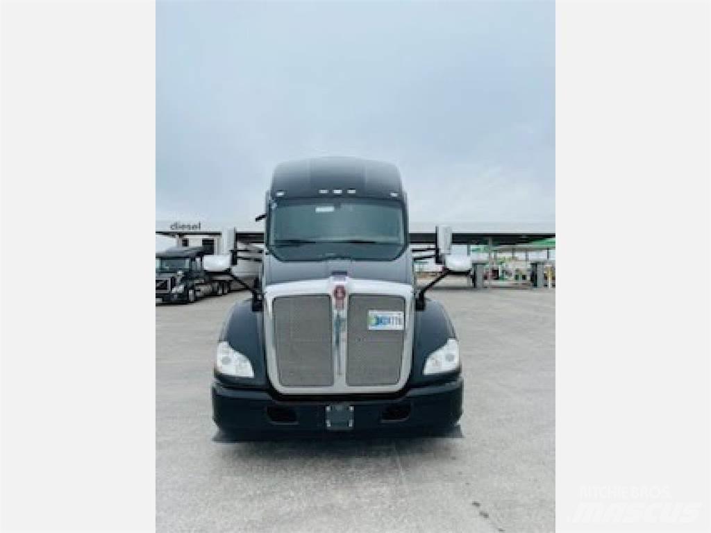 Kenworth T680 Tractores (camiões)