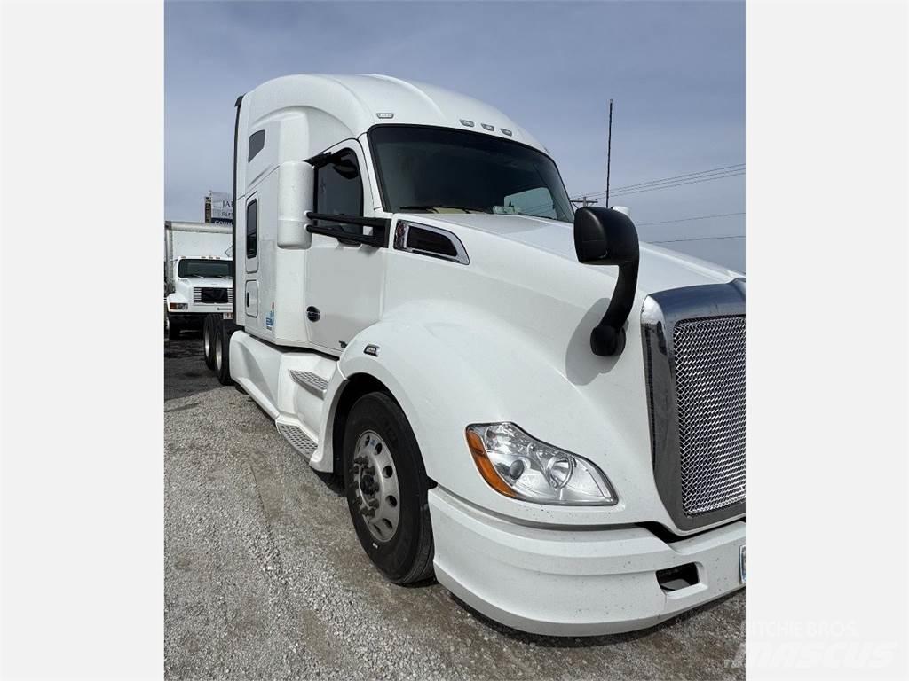 Kenworth T680 Tractores (camiões)