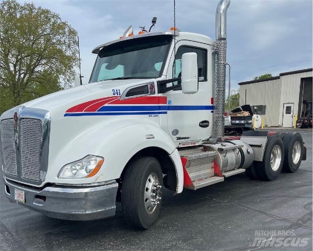 Kenworth T680 Tractores (camiões)