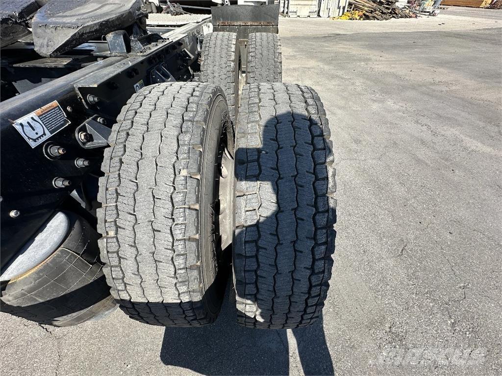 Kenworth T680 Tractores (camiões)