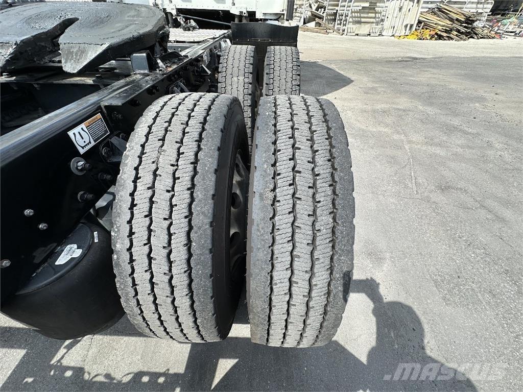 Kenworth T680 Tractores (camiões)