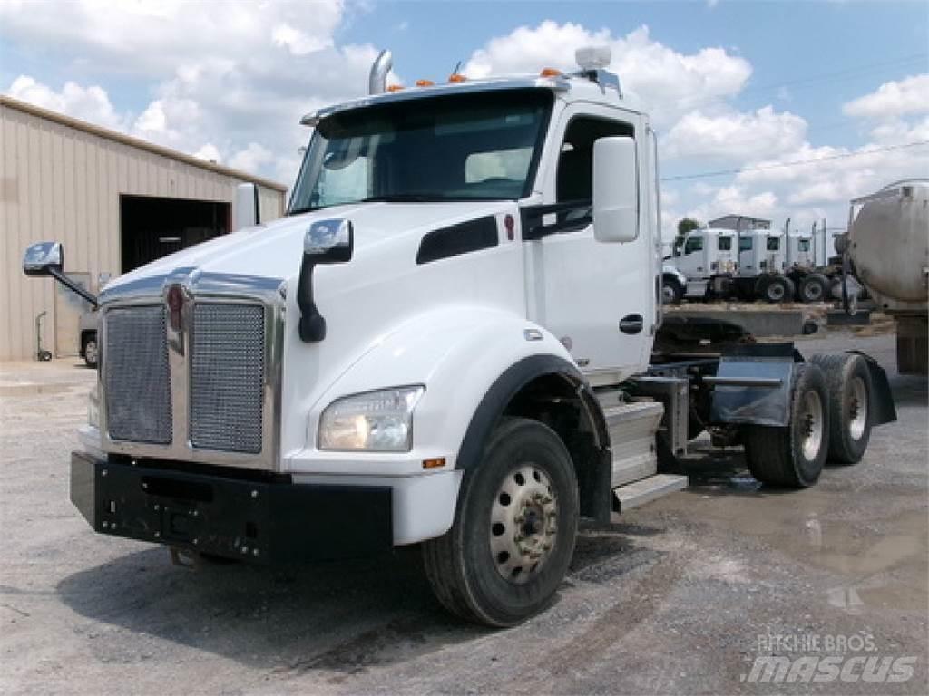 Kenworth T880 Tractores (camiões)