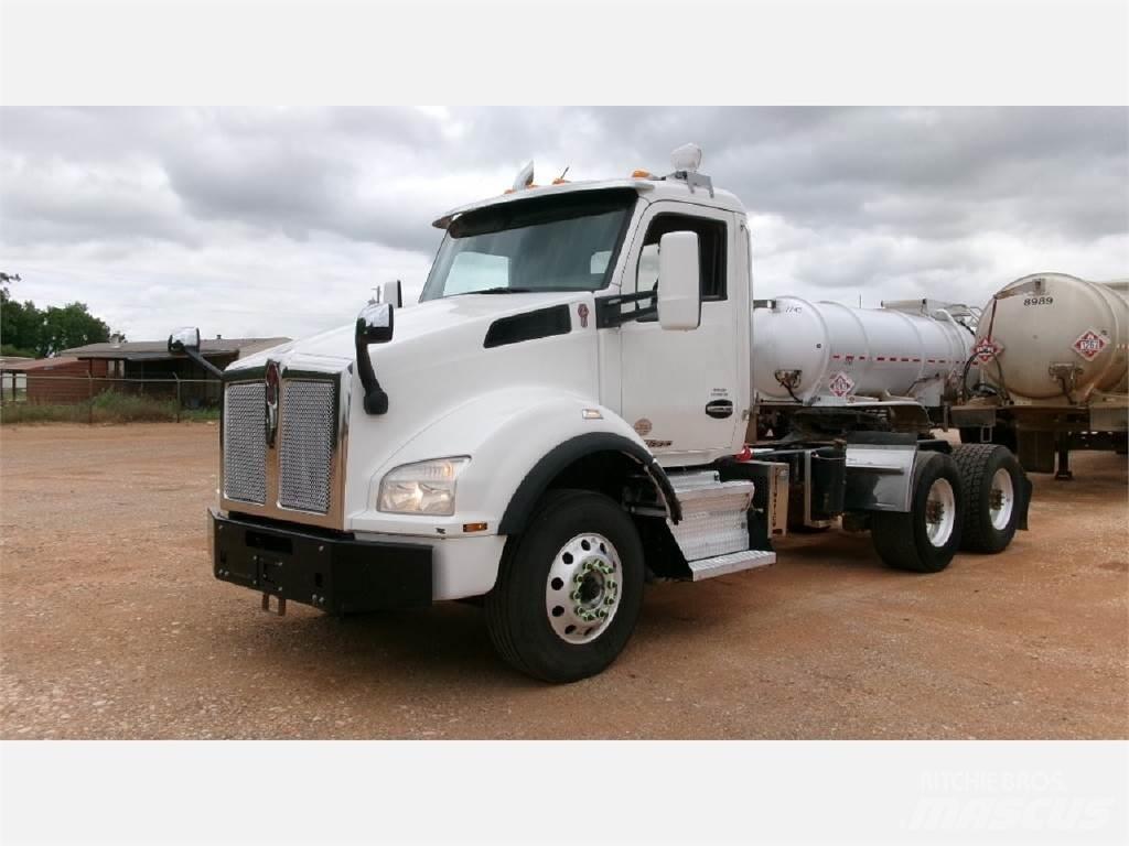 Kenworth T880 Tractores (camiões)