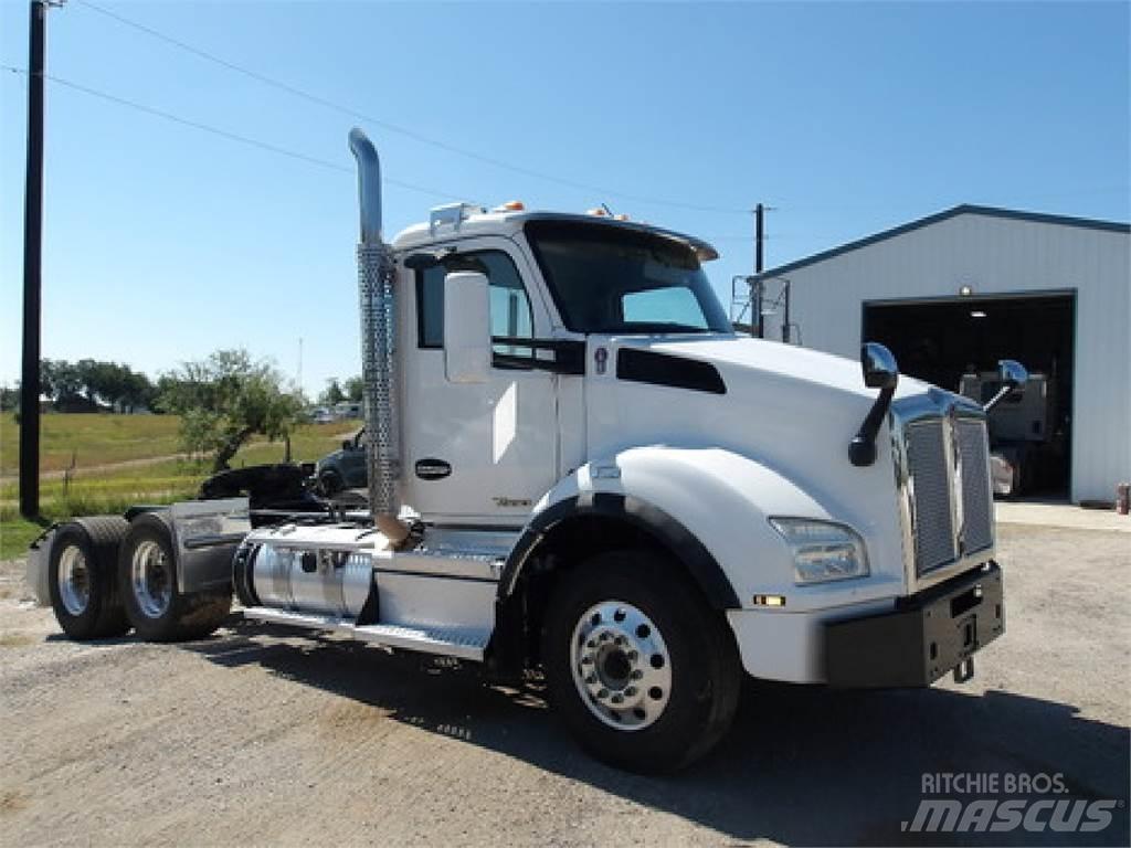Kenworth T880 Tractores (camiões)