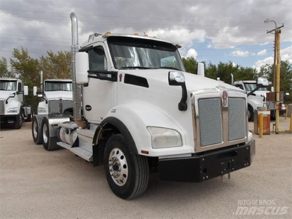 Kenworth T880 Tractores (camiões)
