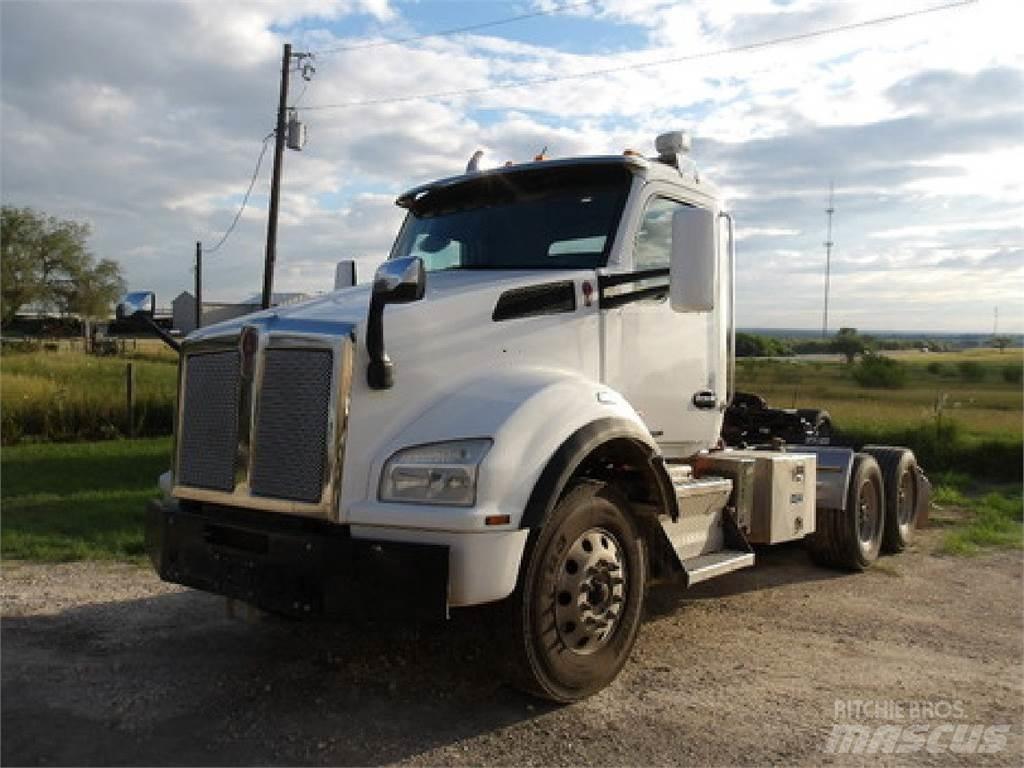 Kenworth T880 Tractores (camiões)