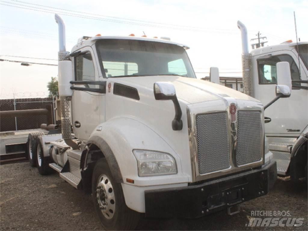Kenworth T880 Tractores (camiões)