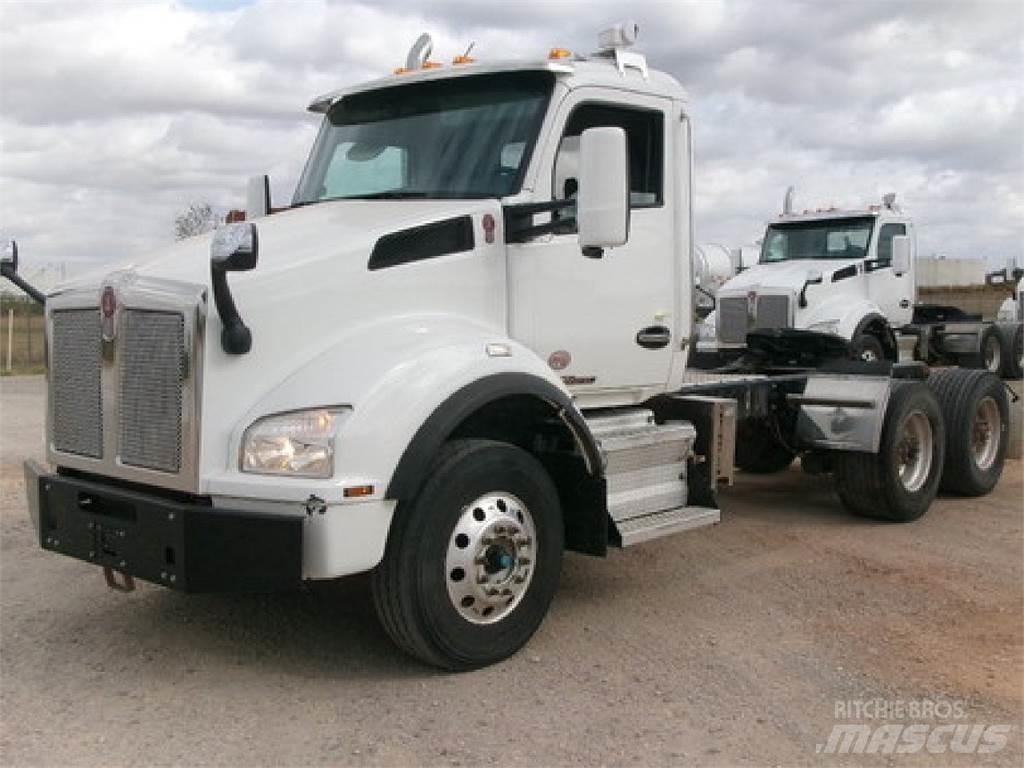 Kenworth T880 Tractores (camiões)